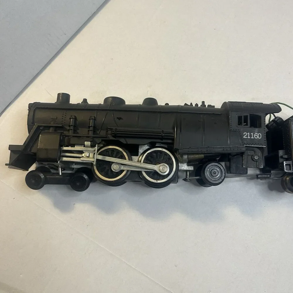 American Flyer S Gauge #21160 Reading Lines 4-4-2 Locomotive and Tender